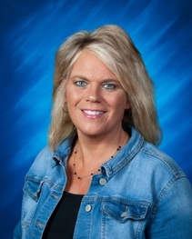 Lisa Carr.jpg